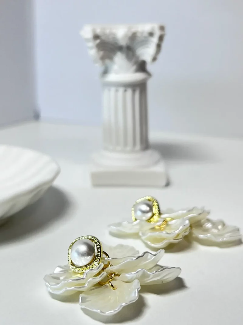 Golden Bloom Floral Pearl Earrings - Image 3