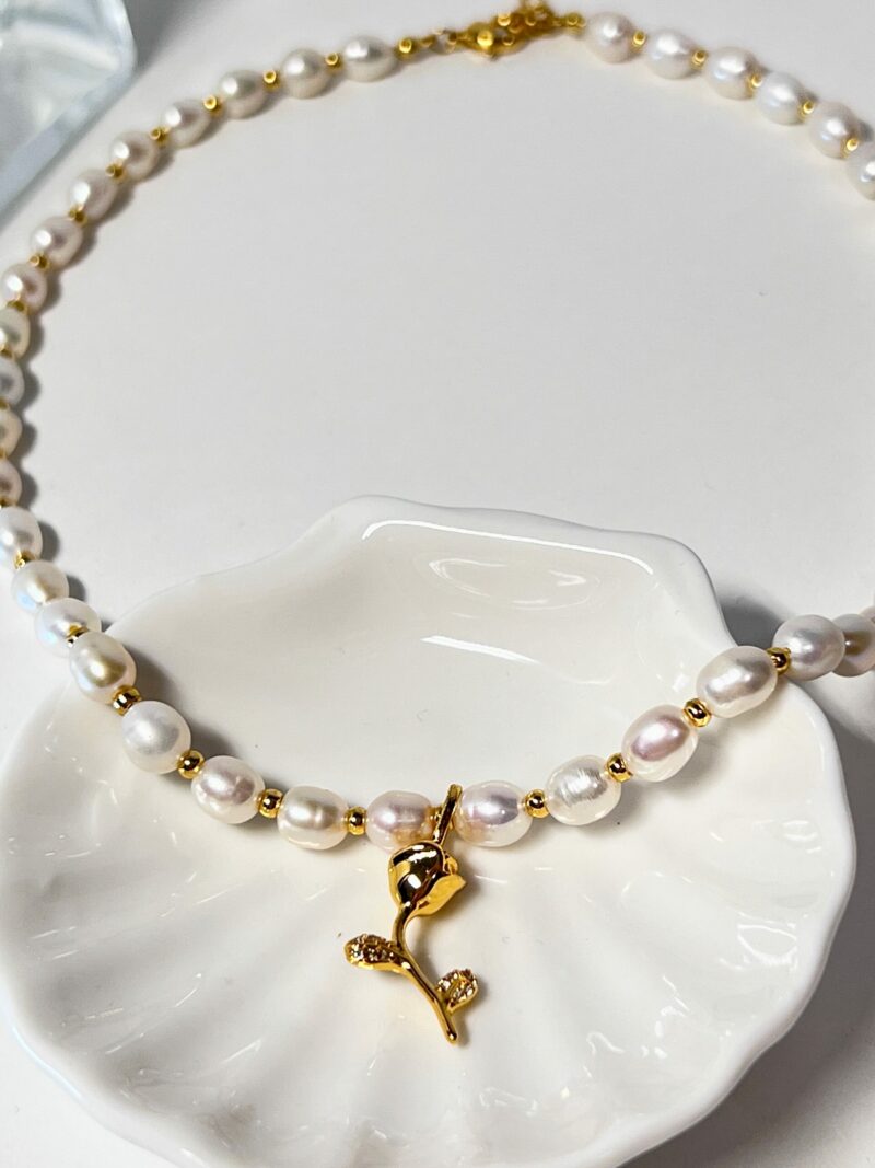 "Forever Rose" Pearl Necklace - Image 2