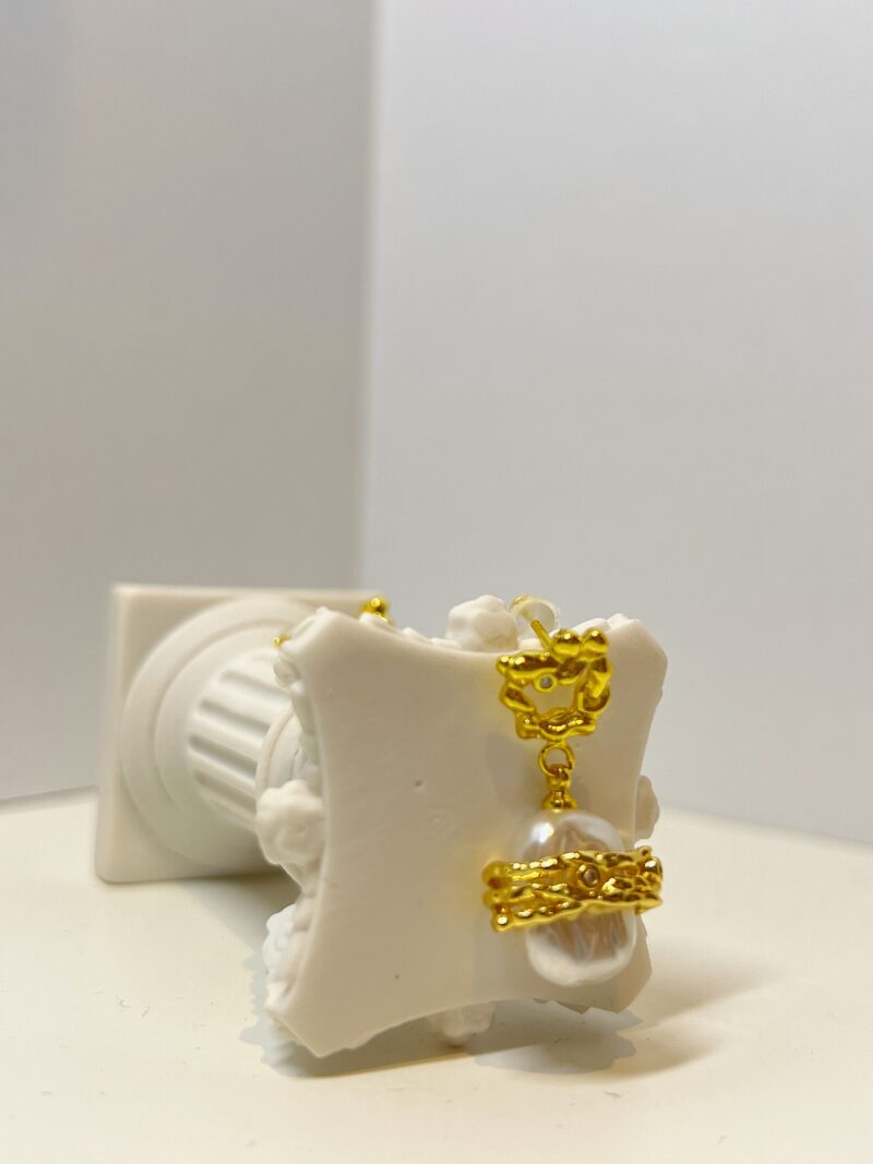 Baroque Pearl Denise Drops - Image 2