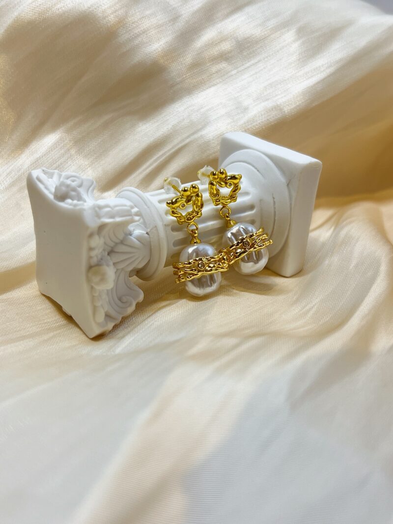 Baroque Pearl Denise Drops